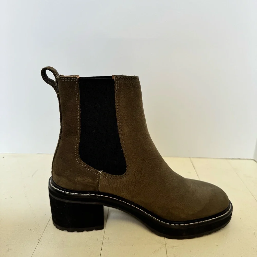Madewell The Carina Platform Chelsea Boots